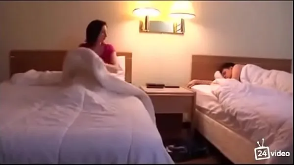 Ống Step sister seduces her to play with her clip mới