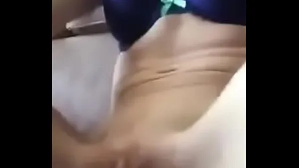 Ống Young girl masturbating with vibrator clip mới