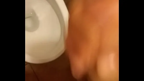 Ống Cumshot in public toilet clip mới