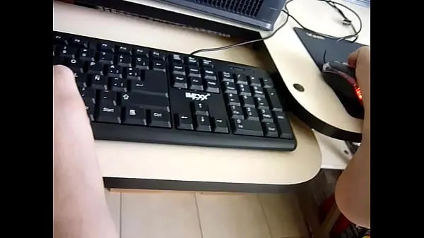 مقاطع keyboard feet جديدة من أنبوب