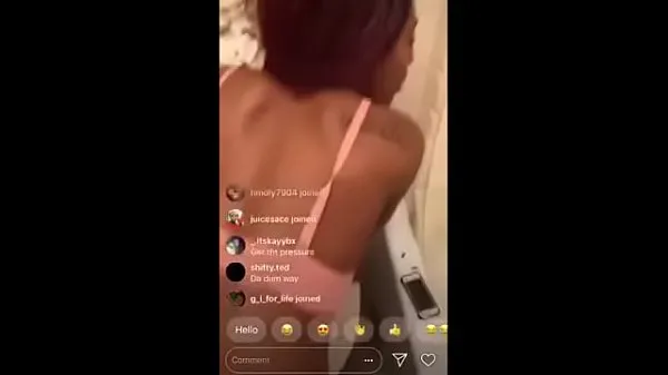 新鲜Fucking this thot while I was Live on IG夹子管