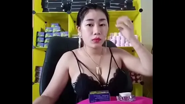 Khmer Girl (Srey Ta) Live to show nude Klip Tiub baru