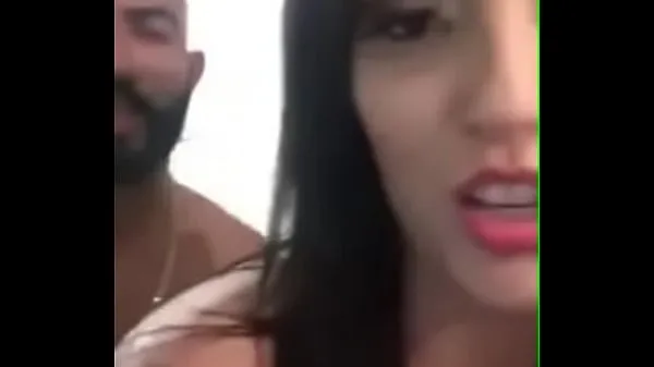 Tabung klip Hot white girl giving her ass delirious with pleasure segar