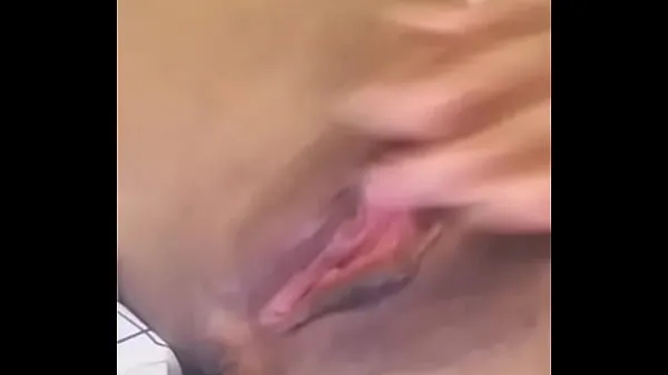 Nové klipy (Young girl masturbating) Tube