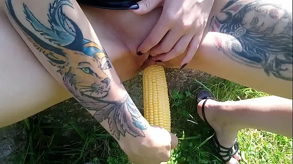 Fresh Lucy Ravenblood fucking pussy with corn in public clips Tube
