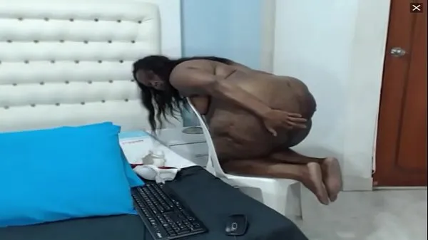 Nuevos Puta colombiana webcam se mastica sus propias bragas durante el show de pis clips de tubo