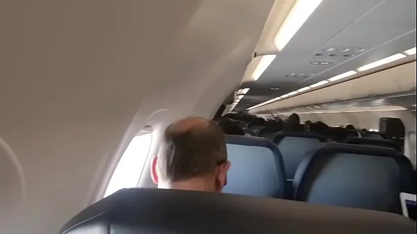 Tubo de chupando pênis no avião clipes novos