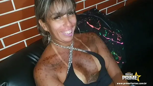 Nuevos Sensacional primera follada de 2020, Bonequinha sado lleva a su novio a comerse a Kely Pivetinha y termina chupando su Grelo gigante clips de tubo