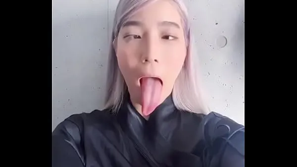 Nuovo Ahegao slut with long tonguetubo di clip