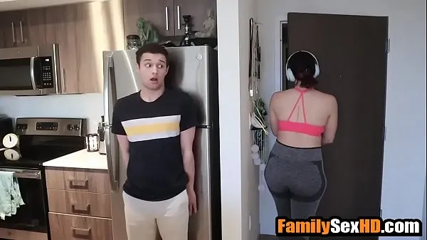 Fresh Pranking & fucking my fat ass step sister during quarrantine clips Tube