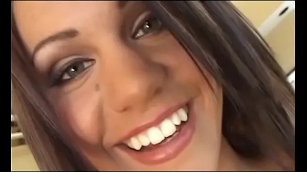 Verse Horny dude drops his load on the face of pretty darkhaired peacherino with green eyes and ultrawhite smile after banging her twat clips Tube