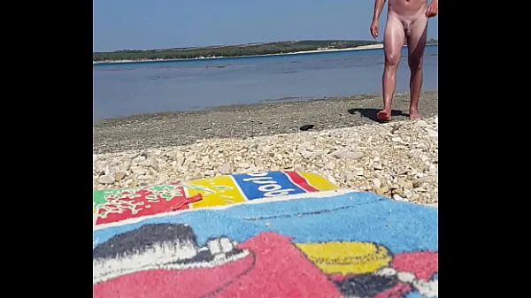 Friss Twink FKK beach klipcső