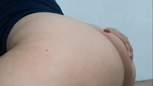 新鲜一個 3 個月大的懷孕屁股朋友給我她的身體， 以換取經濟説明， 我讓她操我， 她喜歡夹子管