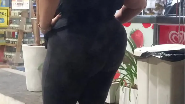 تازہ Hot ass fat at the gas station waiting for the cuckold کلپس ٹیوب