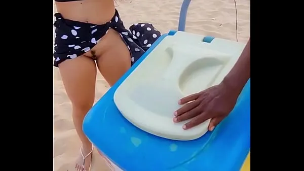 Verse The couple went to the beach to get ready with the popsicle seller João Pessoa Luana Kazaki clips Tube