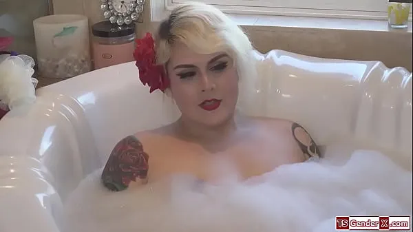 Čerstvé klipy (Trans stepmom Isabella Sorrenti anal fucks stepson) Tube