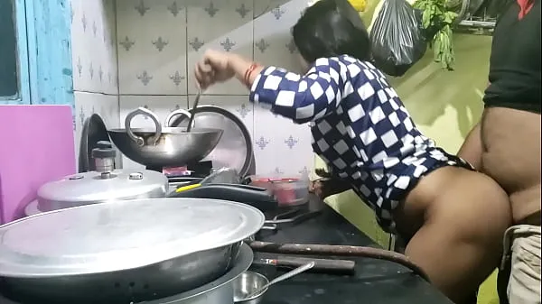 Ống The maid who came from the village did not have any leaves, so the owner took advantage of that and fucked the maid (Hindi Clear Audio clip mới