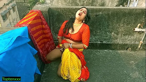 Färska Bengali sexy Milf Bhabhi hot sex with innocent handsome bengali teen boy ! amazing hot sex final Episode klipp Tube