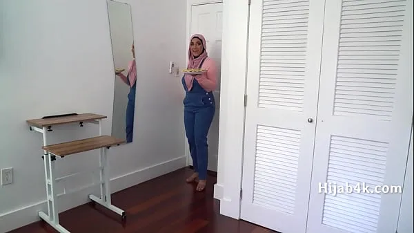 Sveži Corrupting My Chubby Hijab Wearing StepNiece posnetki Tube