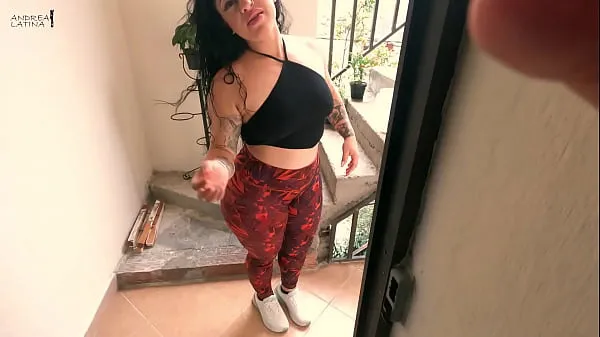 Tabung klip I fuck my horny neighbor when she is going to water her plants segar