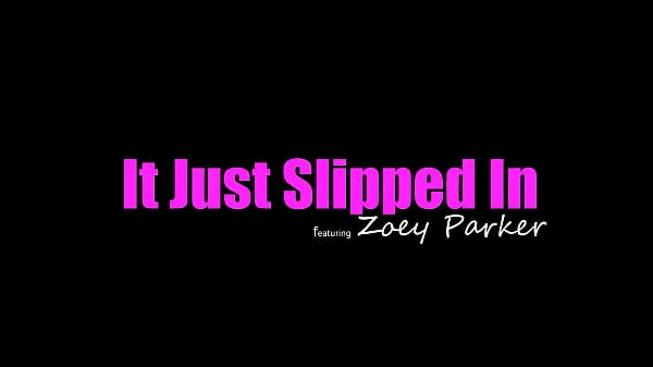 Wait. Why is there a dick in me?" confused Zoe Parker asks Stepbro - S2:E8 Klip Tiub baru