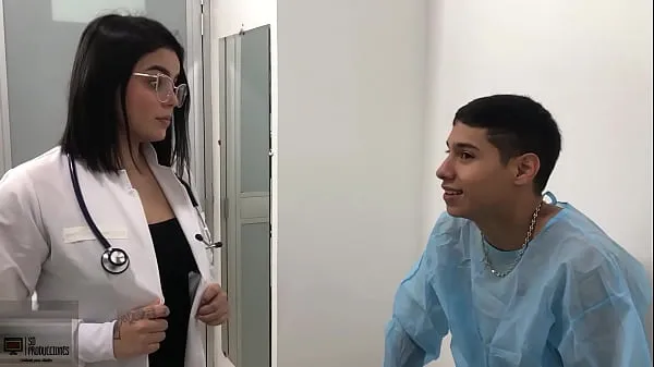 Tubo de A médica chupa o pau da paciente, ela diz que para o meu tratamento eu devo foder a buceta dela HISTÓRIA COMPLETA clipes novos