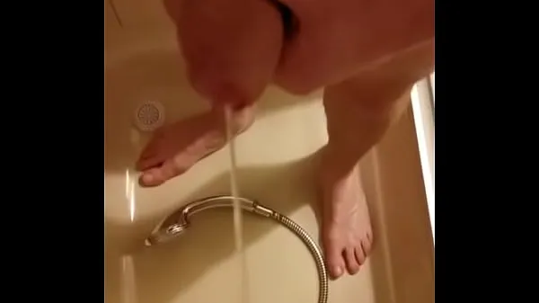 Свежие клипы Bigdick79 - In der Dusche gepisst Туб